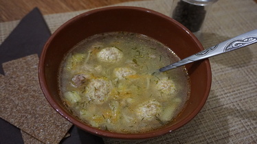 Рецепт Куриный суп с сырными шариками