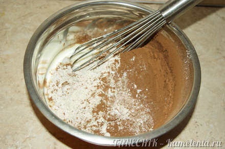 Приготовление рецепта Шоколадные оладушки шаг 3