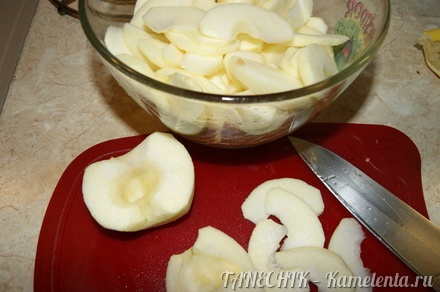 Приготовление рецепта Творожный пирог с яблоками &quot;Осенняя сказка&quot; шаг 5