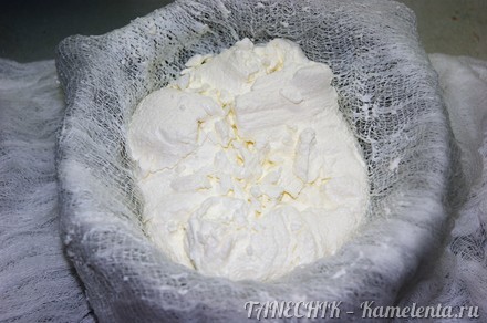 Приготовление рецепта Творожный сыр с зеленью шаг 3