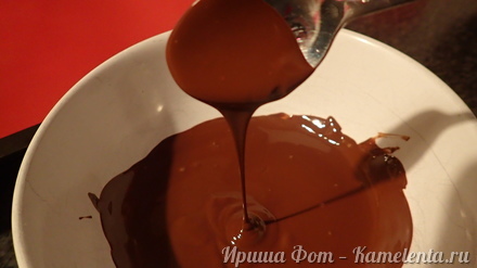 Приготовление рецепта Десерт в шоколадной тарелочке шаг 2