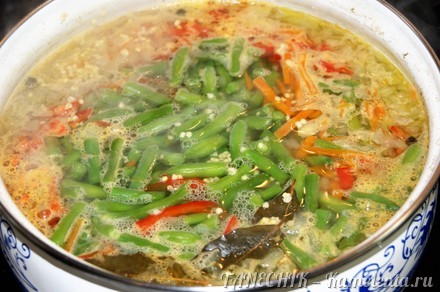 Приготовление рецепта Суп с пшеном и зеленой фасолью шаг 6
