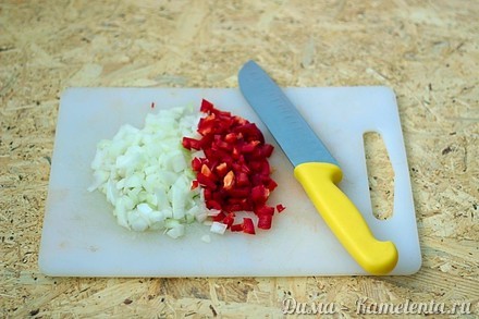 Приготовление рецепта Куриный паприкаш (Paprikás csirke) шаг 3