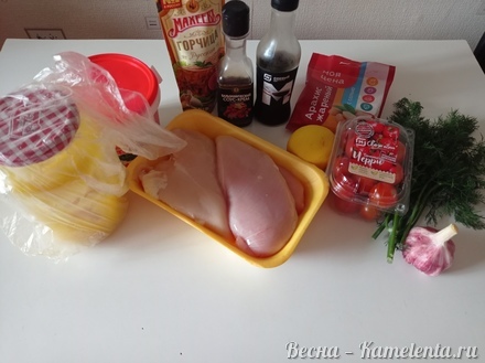 Приготовление рецепта Куриные шашлычки на шпажках в духовке с ореховым соусом шаг 1