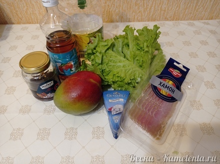 Приготовление рецепта Праздничный салат с манго шаг 1