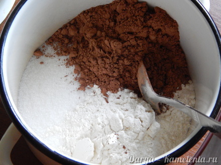 Приготовление рецепта Шоколадно-ореховая паста шаг 2