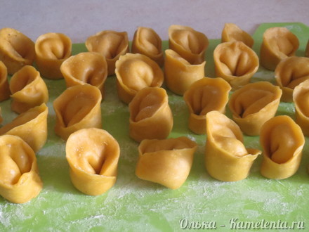 Приготовление рецепта Tortellini с грибами и творожным сыром шаг 19