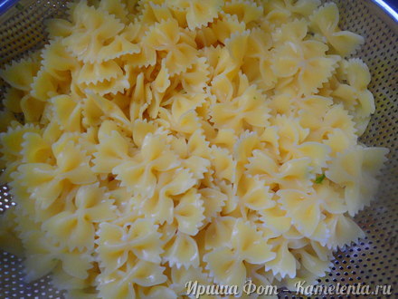 Приготовление рецепта Запеченая паста со шпинатом и рикоттой шаг 4