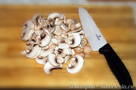 Приготовление рецепта Мафальдини в сливочном соусе с грибами шаг 4
