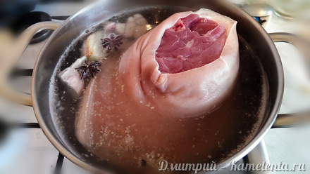 Приготовление рецепта Свиная рулька шаг 4