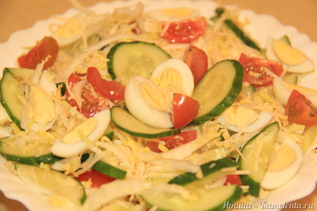 Рецепт свежего салата с пекинской капустой и сыром
