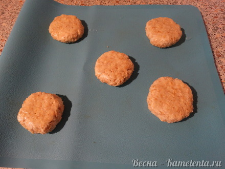 Приготовление рецепта Медовое овсяное печенье шаг 11