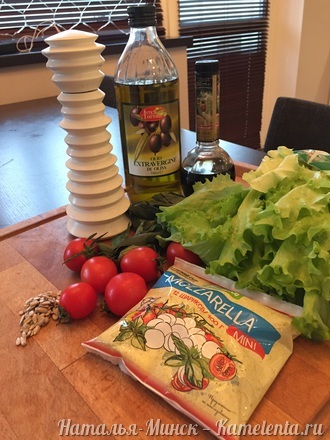 Приготовление рецепта Моцарелла с помидорами шаг 1