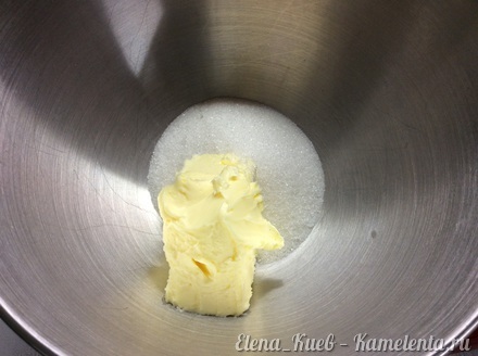Приготовление рецепта Яблочно-ореховый пудинг шаг 7