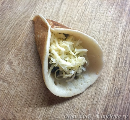 Приготовление рецепта Блинчики с грибами и сыром шаг 14