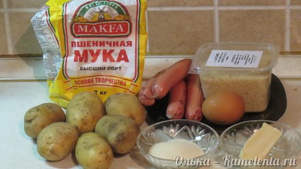 Приготовление рецепта Сосиски, запеченные в картофельном &quot;тесте&quot; шаг 1