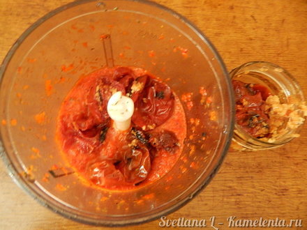 Приготовление рецепта Дип из запеченных перцев и томатов шаг 2
