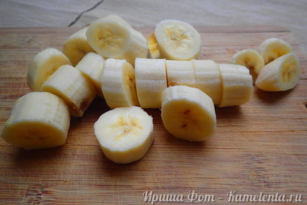 Приготовление рецепта Банановые маффины с овсянкой в блендере шаг 2