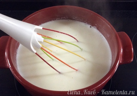 Приготовление рецепта Сырный суп с семгой и креветками шаг 5