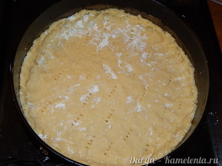 Приготовление рецепта Пирог с творогом и смородиной шаг 6