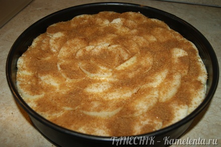 Приготовление рецепта Творожный пирог с яблоками &quot;Осенняя сказка&quot; шаг 10