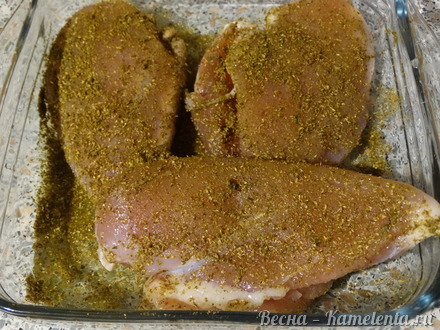 Приготовление рецепта Салат овощной  с вяленой куриной грудкой шаг 4