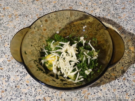 Приготовление рецепта Салат овощной  с вяленой куриной грудкой шаг 8