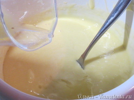 Приготовление рецепта Маковые маффины с лимонным соком шаг 9
