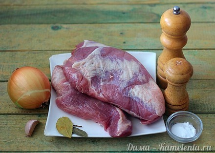 Приготовление рецепта Свинина в луковом соусе (или мясо-по еврейски) шаг 1