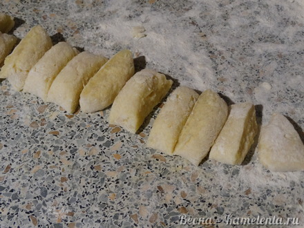 Приготовление рецепта Ленивые вареники из картошки со шкварками шаг 12