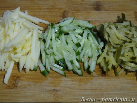 Приготовление рецепта Хрустящий салат с курочкой шаг 3