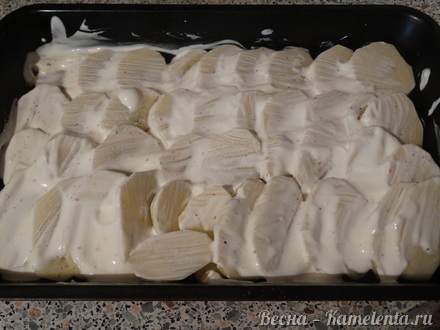 Приготовление рецепта Пикантное мясо с овощами под сырной шубкой шаг 5