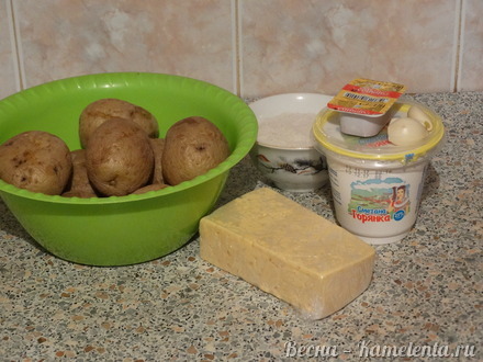 Приготовление рецепта Отварной картофель в сметане шаг 1