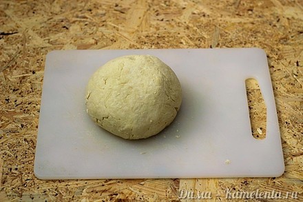 Приготовление рецепта Сырные булочки с чесноком и базиликом шаг 3