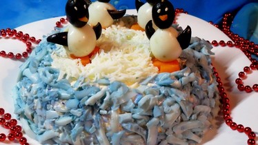 Рецепт Салат с веселыми пингвинчиками