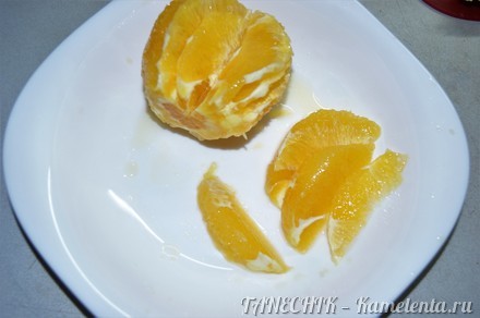 Приготовление рецепта Салат-десерт из апельсина, яблока и моркови шаг 2