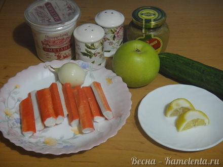 Приготовление рецепта Бутербродная намазка из крабовых палочек и яблока шаг 1