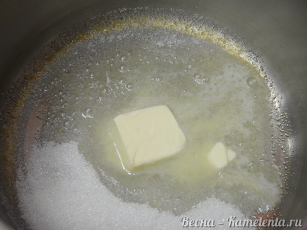 Приготовление рецепта Яблоки с творожным сыром, мёдом  и мюслями шаг 8