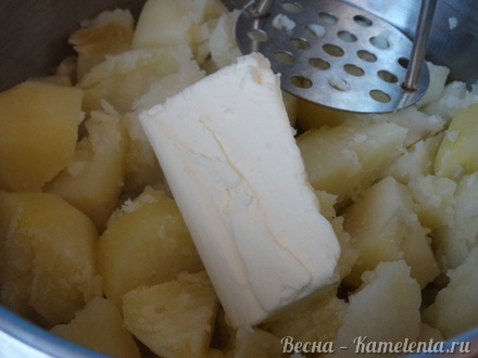 Приготовление рецепта Картофельное пюре с чесноком шаг 4