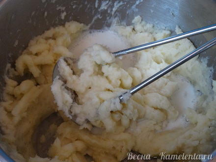 Приготовление рецепта Картофельное пюре с чесноком шаг 6