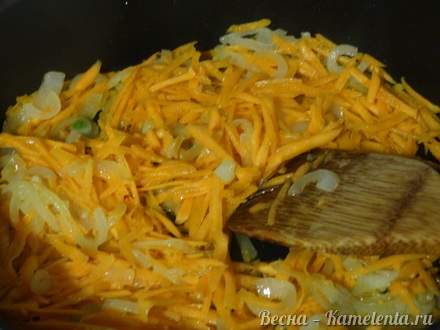 Приготовление рецепта Жареные макароны с сыром шаг 4