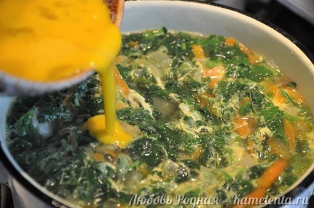 Приготовление рецепта Суп из молодой крапивы шаг 7