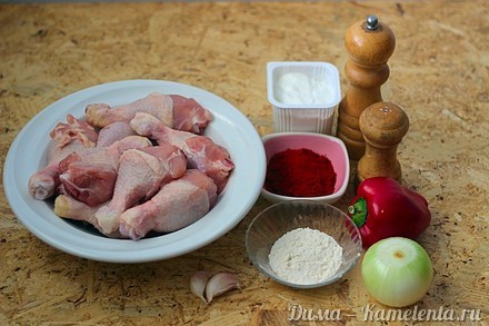 Приготовление рецепта Куриный паприкаш (Paprikás csirke) шаг 1
