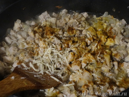 Приготовление рецепта Запеканка из пасты или макаронных изделий со шпинатом шаг 7