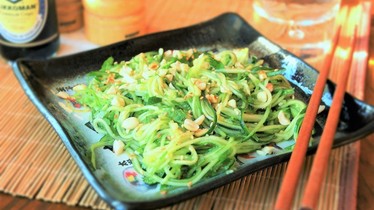 Салат из огурцов по-азиатски