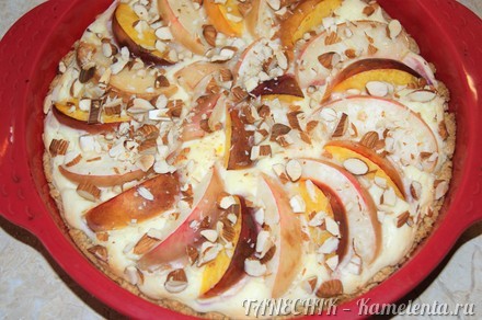 Приготовление рецепта Пирог с маскарпоне и персиками шаг 8