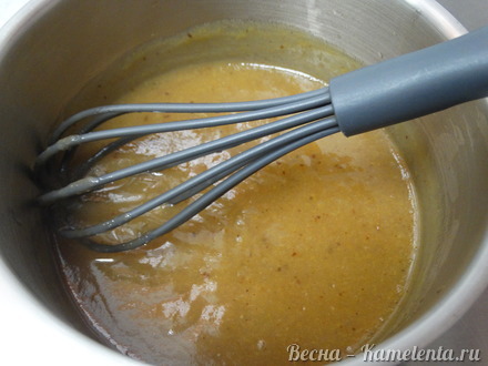 Приготовление рецепта Грушевый торт с пряной начинкой из грушевого джема и нежного суфле шаг 10