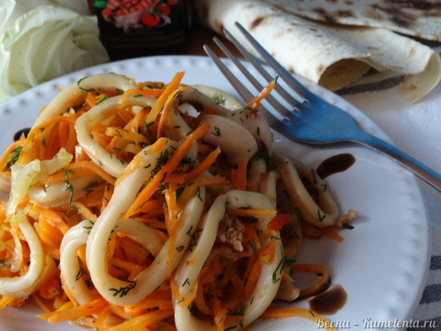 Рецепт салата с кальмарами и корейской морковью