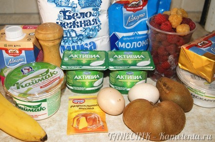 Приготовление рецепта Торт &quot;Молочная девочка&quot; (Milch Mädchen) со сливочно-йогуртовым кремом и фруктами-ягодами шаг 1