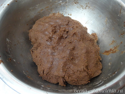 Приготовление рецепта Шоколадное печенье с джемом шаг 6